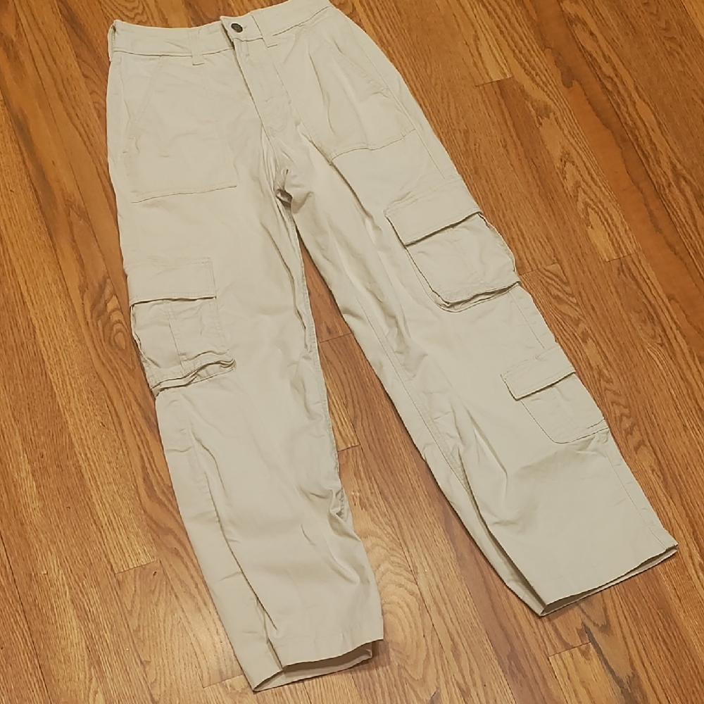 Hollister Cream Cargo Pants